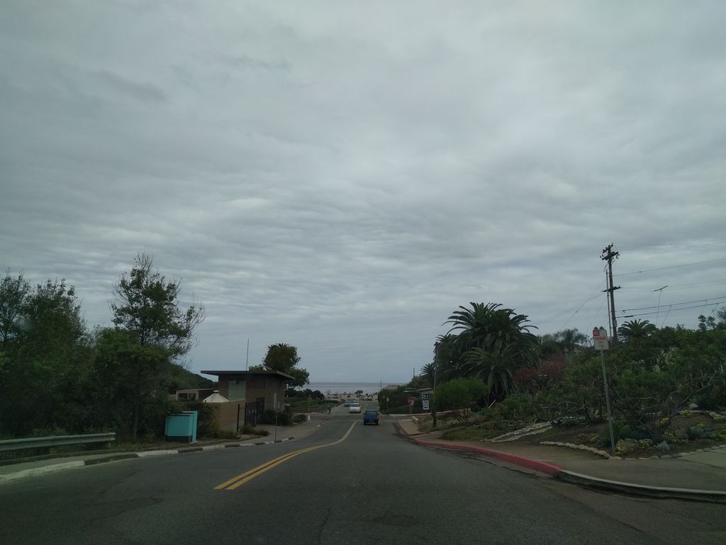 Moonlight Beach Trail