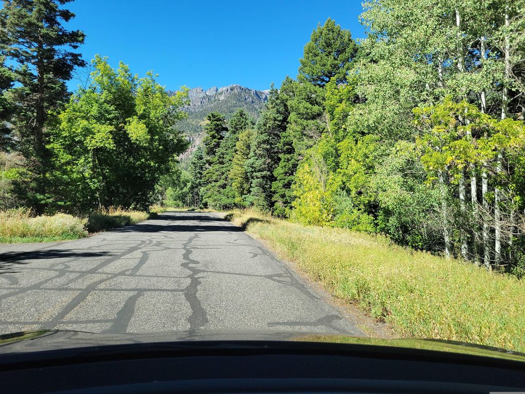 Lower Cascade Falls Trail