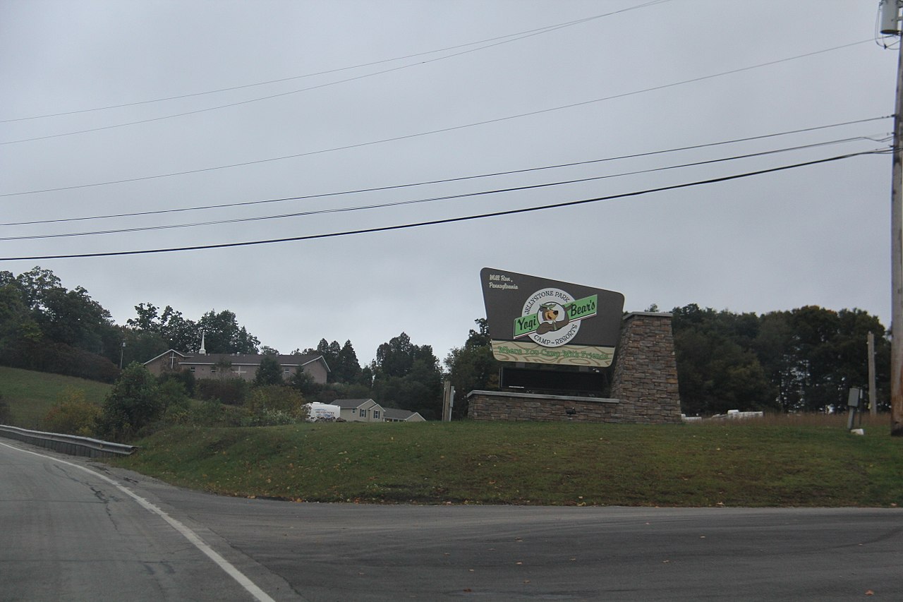Yogi Bear's Jellystone Park™