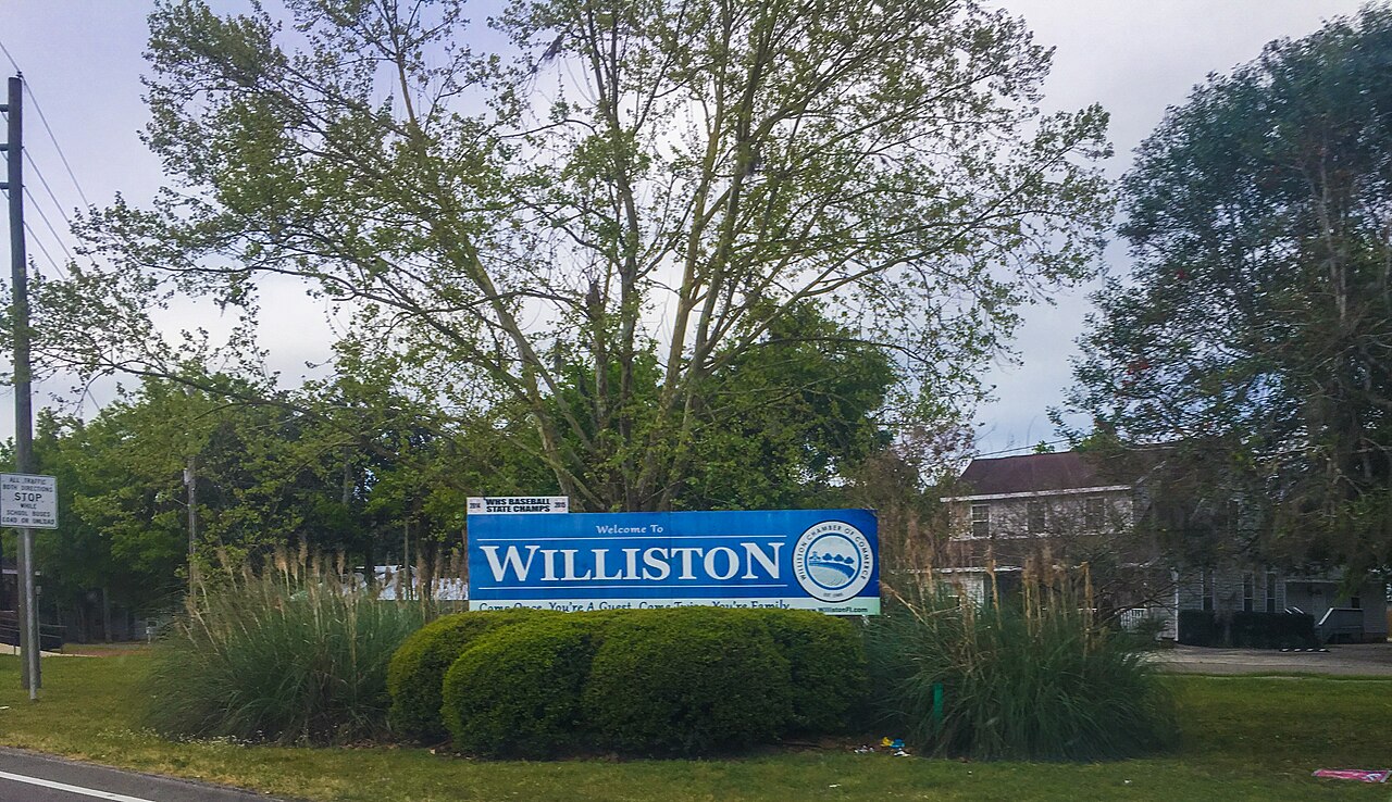 Williston Crossings