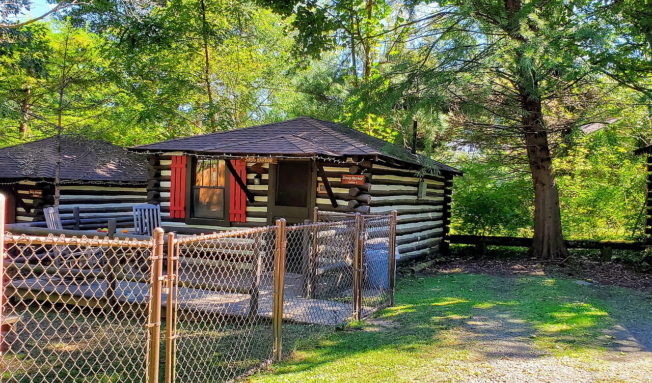 Campfire Lodgings