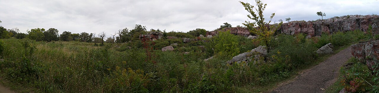 South Quarry Trail