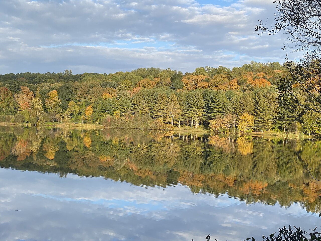 Great Hollow Lake Loop