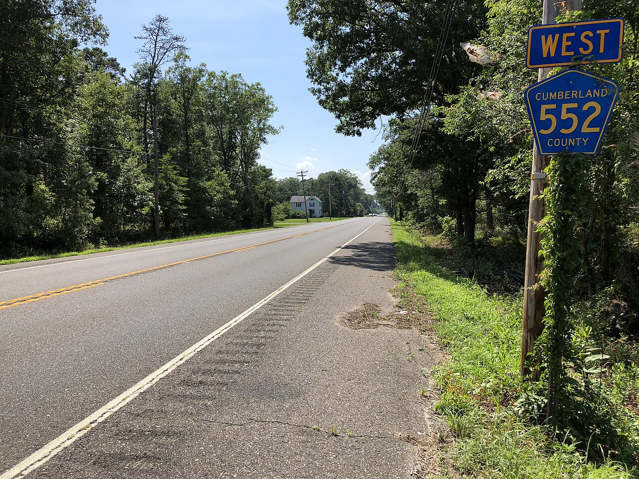 Deerwood Avenue